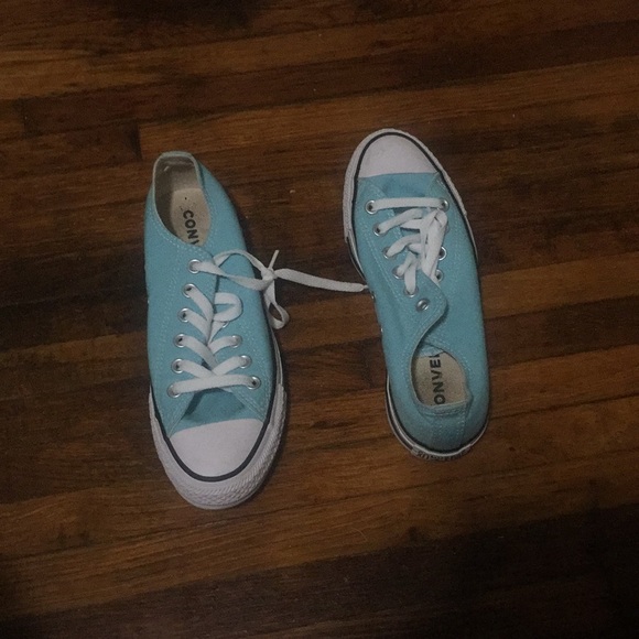 converse sky blue sneakers